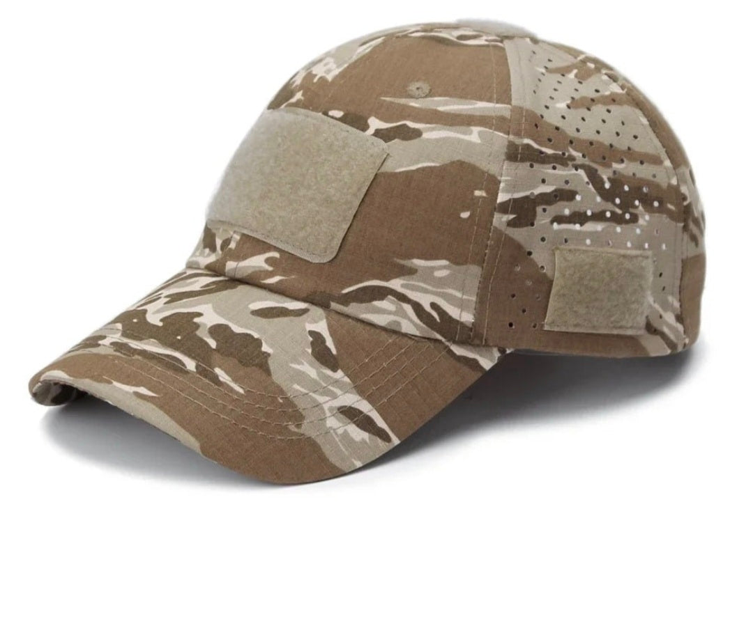 Camouflage built in sunglasses slot cap