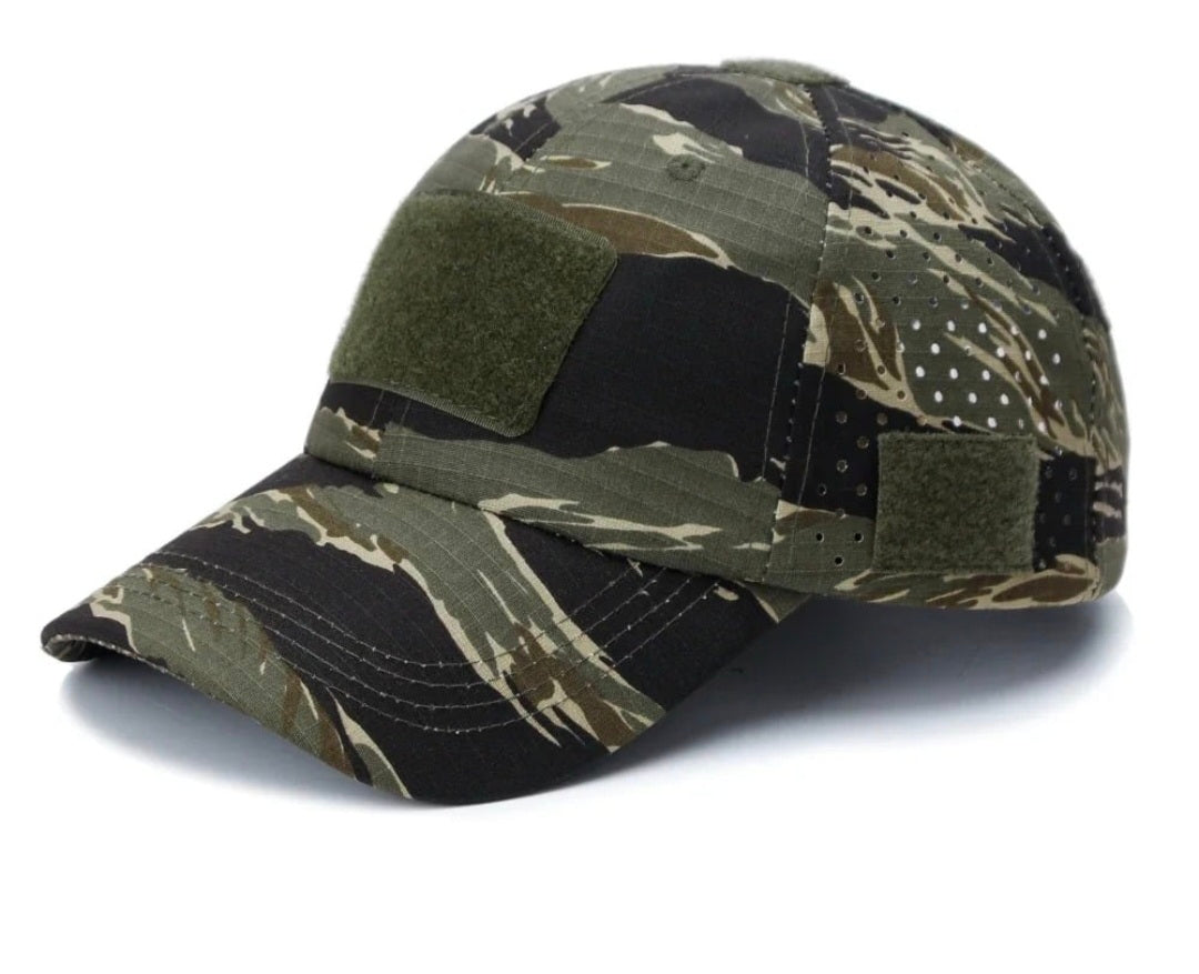 Camouflage built in sunglasses slot cap